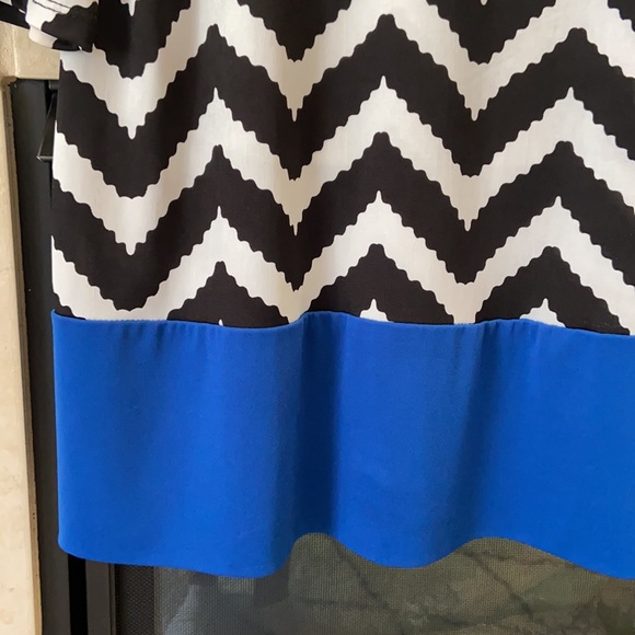 Chevron print tunic. - Picture 4 of 4